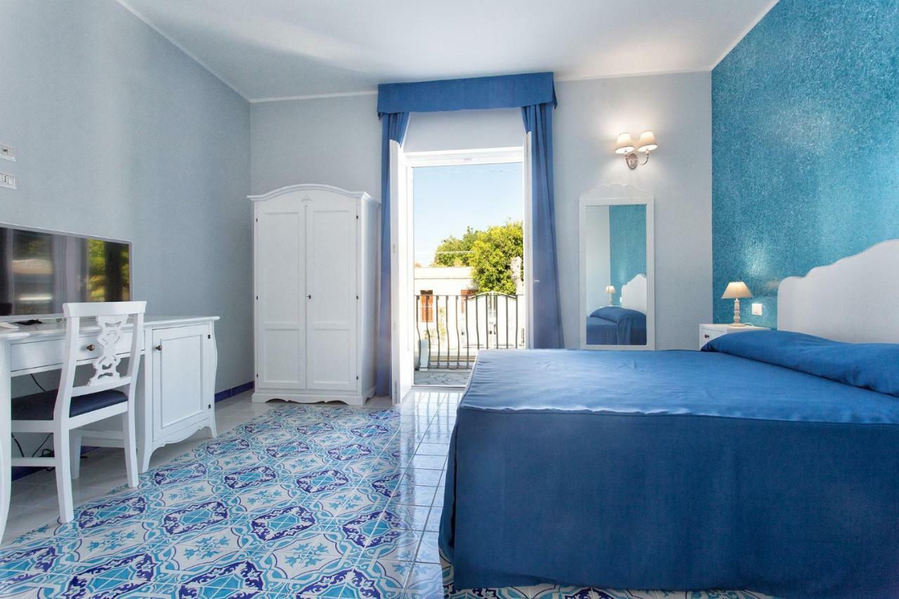 Odysseus Hotel 利帕里 外观 照片