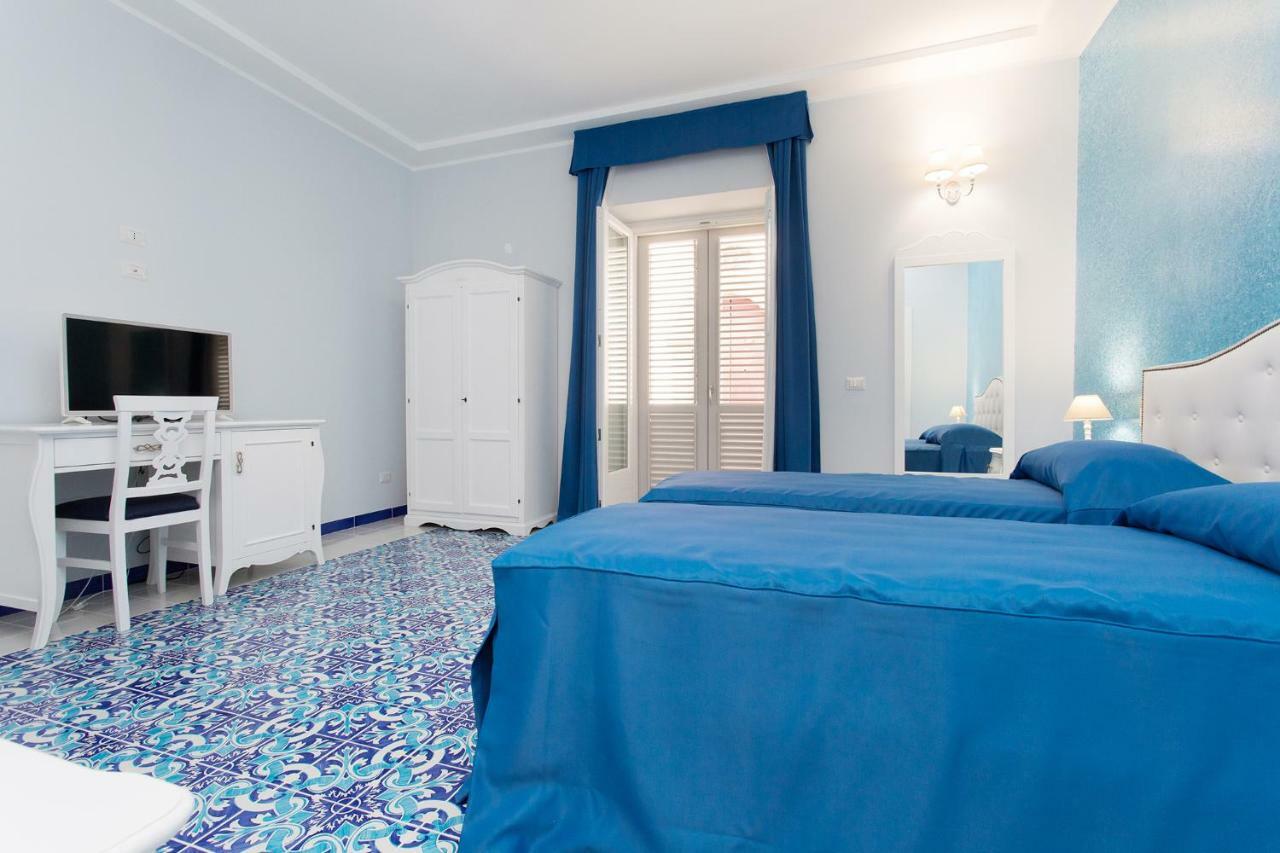 Odysseus Hotel 利帕里 外观 照片
