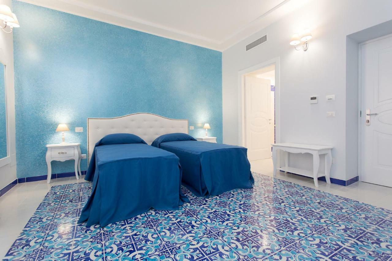 Odysseus Hotel 利帕里 外观 照片