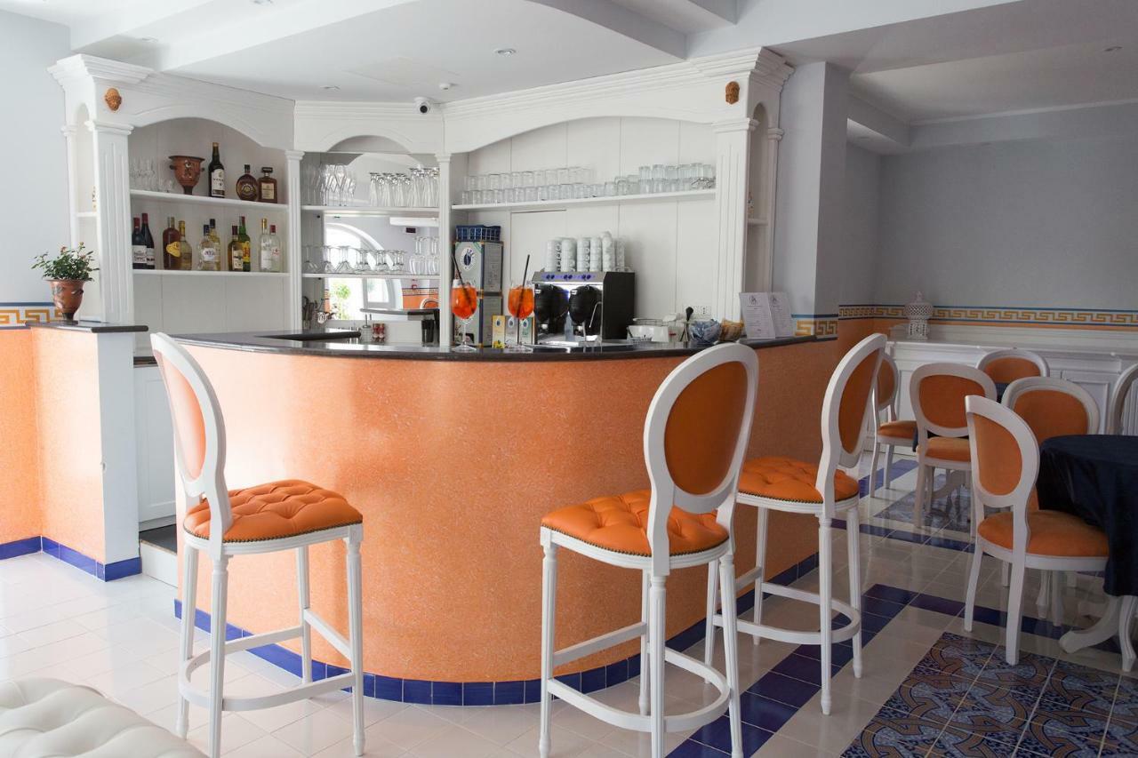 Odysseus Hotel 利帕里 外观 照片