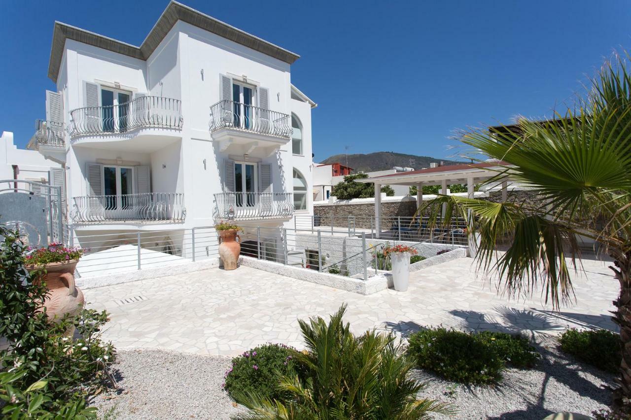 Odysseus Hotel 利帕里 外观 照片