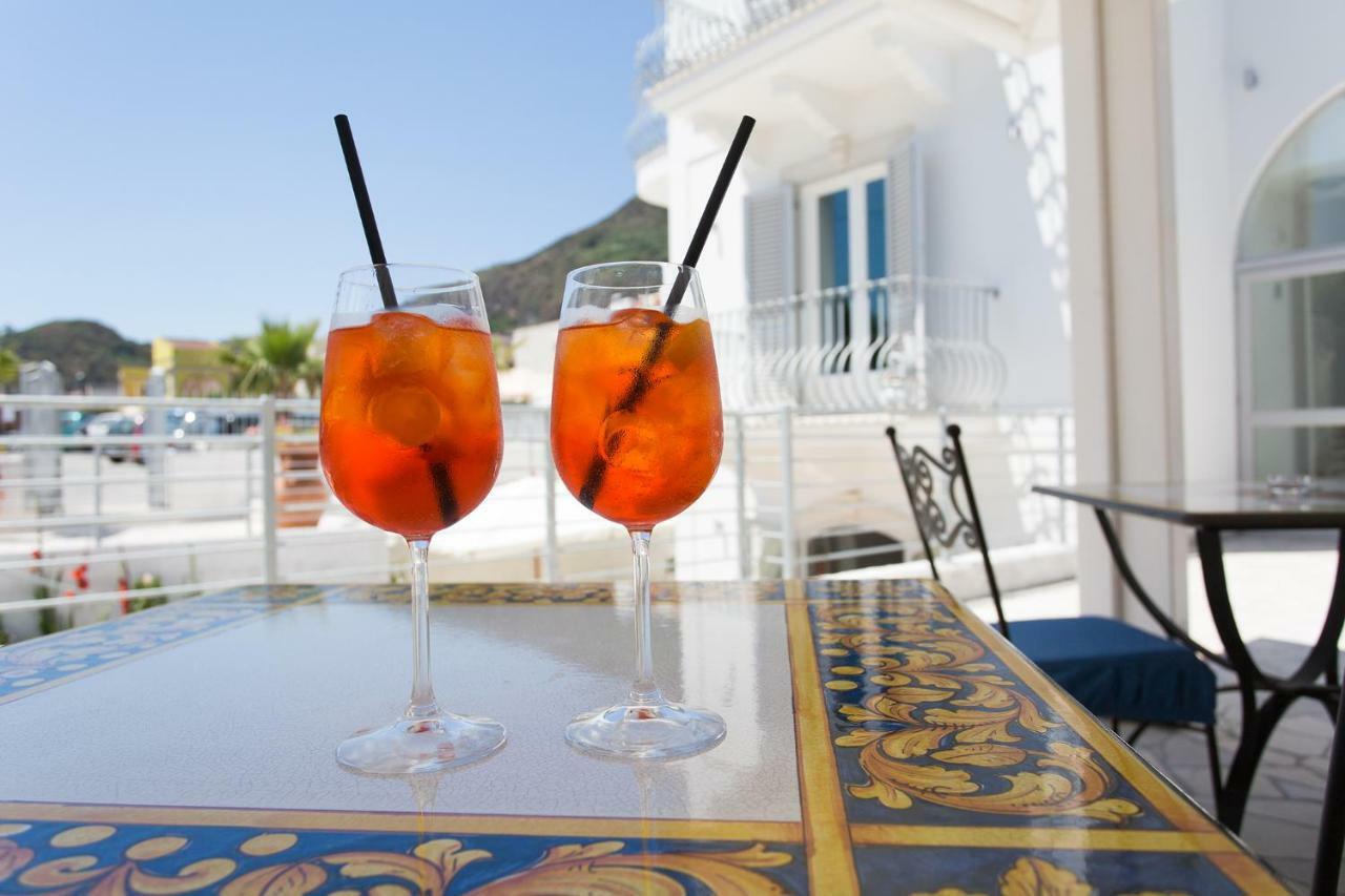 Odysseus Hotel 利帕里 外观 照片