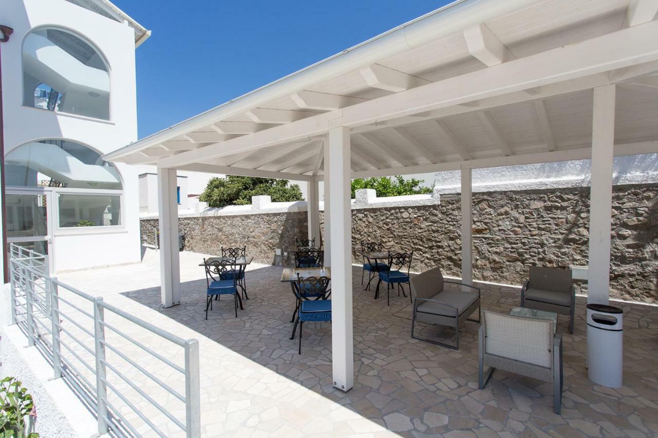Odysseus Hotel 利帕里 外观 照片